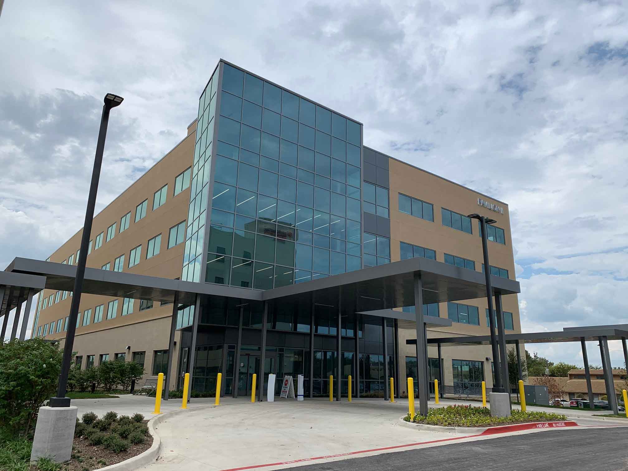 exterior view of a modern medical building front entrance